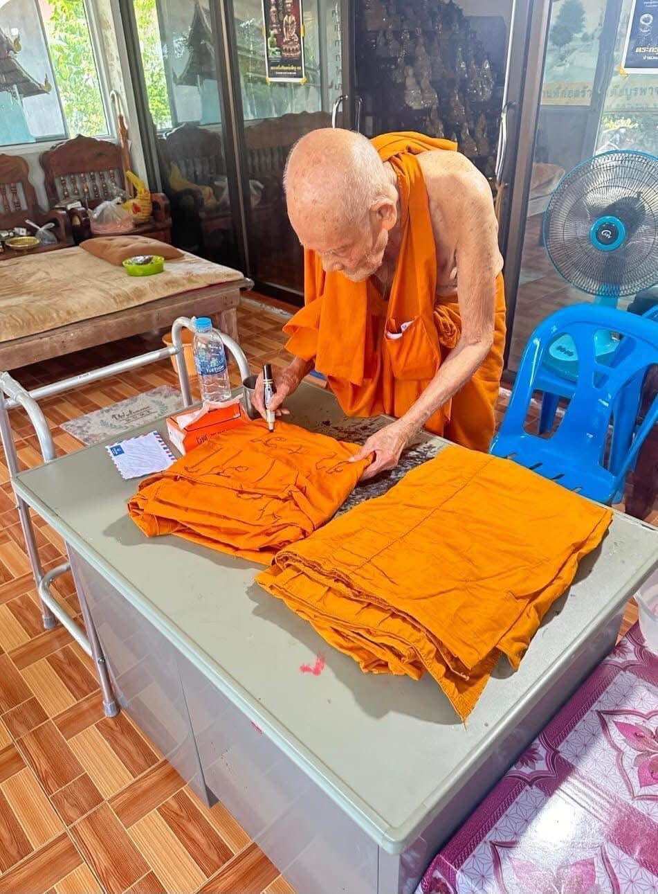 🌟 Sacred Takrut Jiwr Kwan with Sacred Hair﻿ Blessed by Luang Pu Phaew – 67th Teacher Worship Ceremony Edition, Authentic and Numbered Talismans from Wat Rang Mhan, Nakhon Pathom 🌟