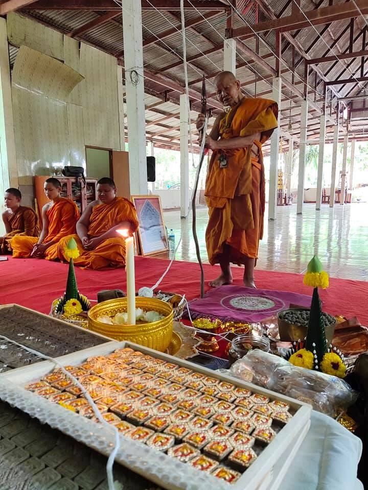 🌟 Powerful Luak Om Powder Phrai Kumarn Gor D Gan – Blessed by Luang Pu Saen, Wat Ban Nong Jik | Mixed With Luang Pho Sakorn’s Sacred Phrai Kumarn Powder
