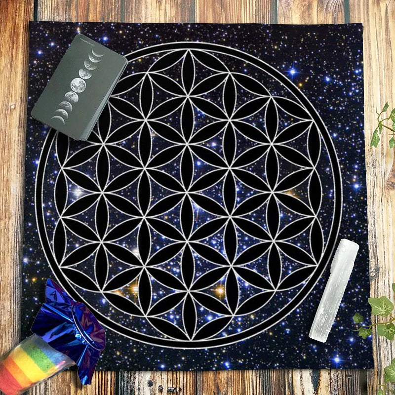 🃏 Black & Gold Flower of Life Tarot Tablecloth – Velvet Mandala Altar Cloth for Pagan Witchcraft, Divination & Galaxy-Inspired Oracle Card Readings