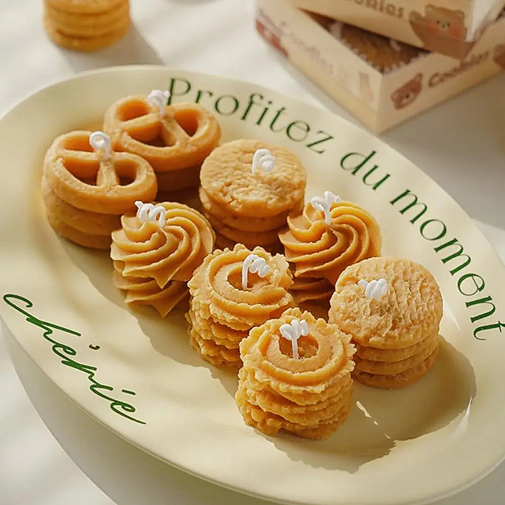 🍪 Christmas Cookie Scented Candle Gift Set – Realistic Biscuit-Shaped Soy & Paraffin Wax Candles | Cozy Gourmand Holiday Decor | 4pcs Set with Charming Xmas Vibes