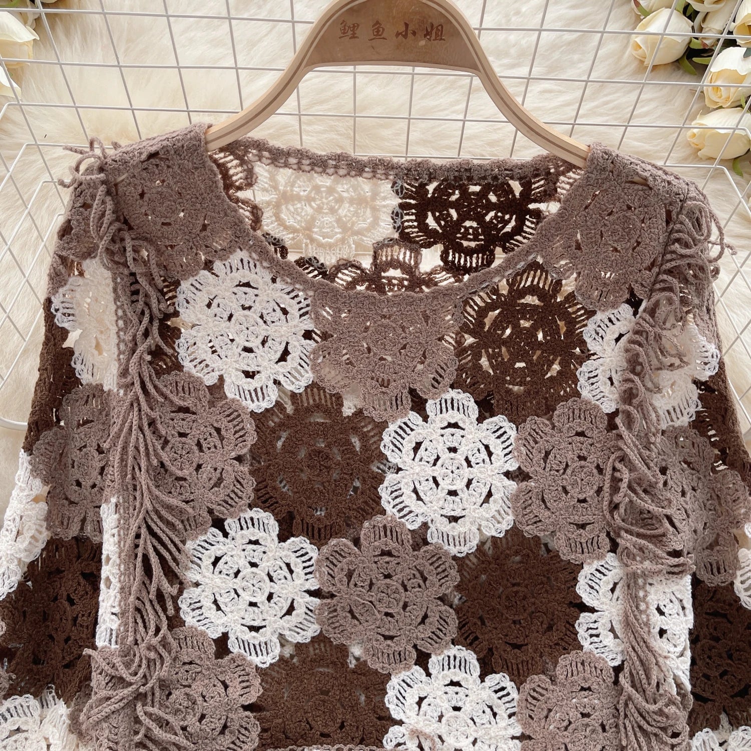 SINGREINY Bohemian Hollow Out Top - Tassels Knit Long Sleeve Blouse with Hook Flower Design for Vintage Y2K Chic Streetwear