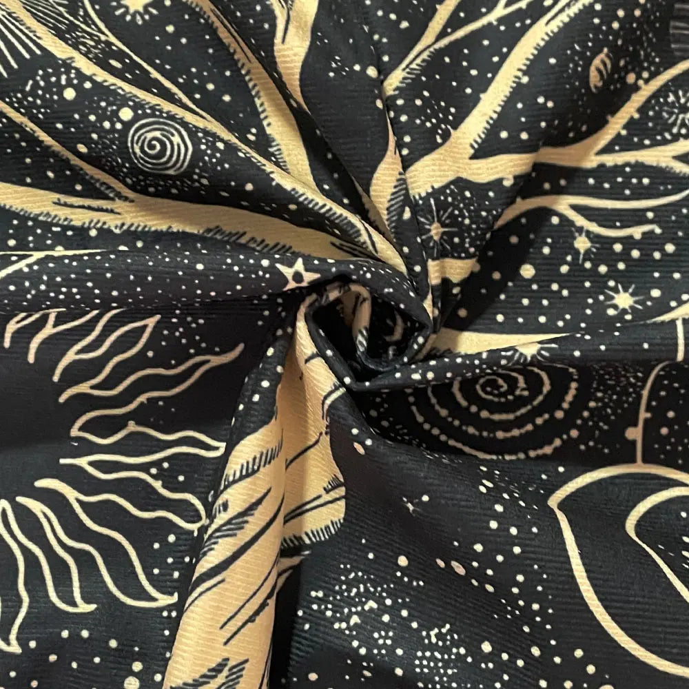 🌙 Retro Witch Altar Cloth – Tarot Tablecloth with Moon, Stars & Candles Design | Witchcraft Altar Decor with Flowers and Plants Motif