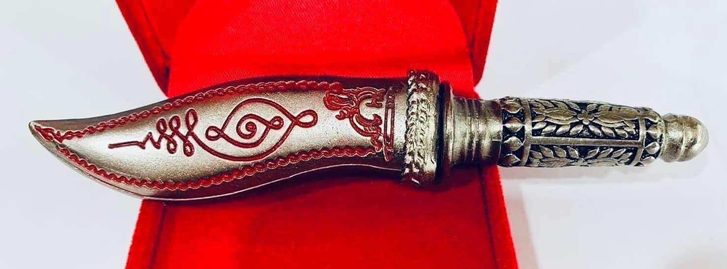Empowered 4.5-Inch Sacred Casting Knife - Wat Pho Si Sa-at Edition in Nickel-Plated Alpaca Metal