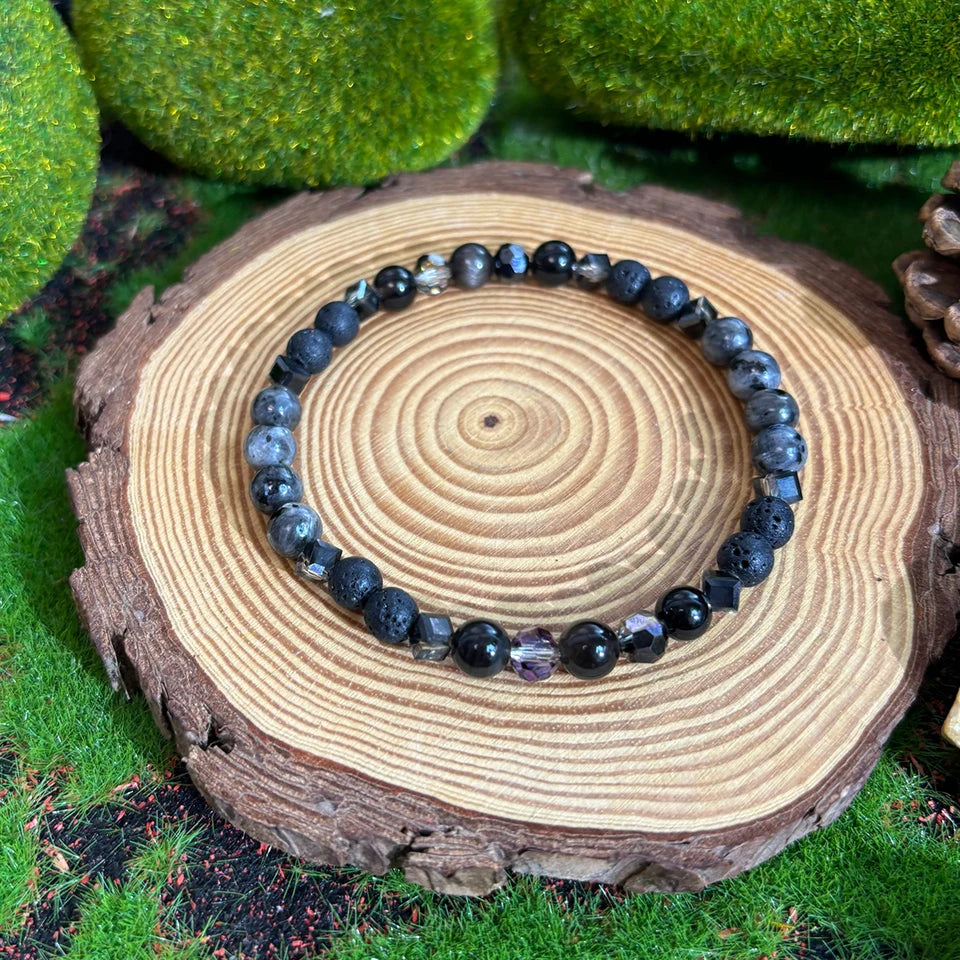 ✨ Boho Handmade Labradorite Bracelet – Mystical Protection and Spiritual Energy Jewelry