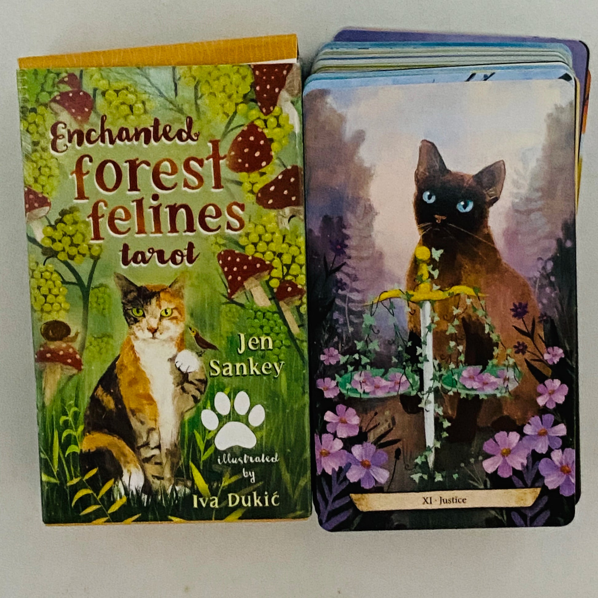 🃏 Enchanted Forest Felines Tarot Cards – 78 Cards Deck Featuring The Power of Cat-omancy, Perfect for Cat Lovers and Spiritual Readings