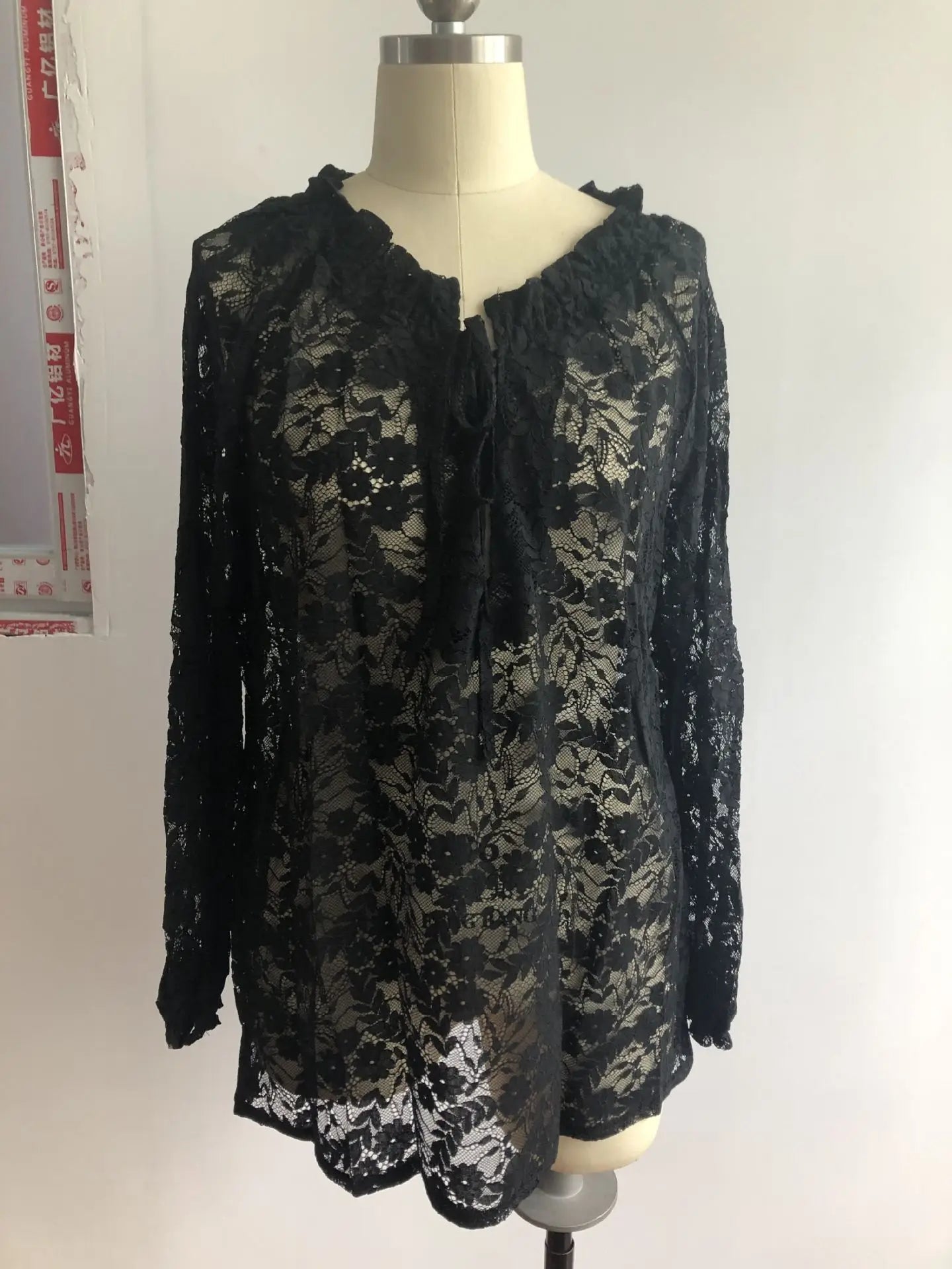 🛍️ 2025 Women’s Boho Lace Hollow Out Deep V Neck Pullover Blouse – Elegant Casual Tops for Spring & Summer