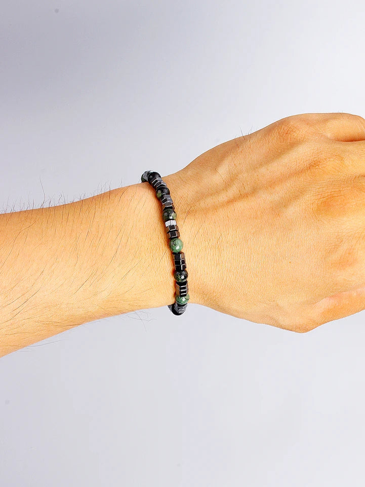 ✨ Geometric Irregular Hematite & Polar Jade Beads Bracelet – Natural Stone Jewelry for Strength, Confidence & Vigour – New Stylish Balance Accessory