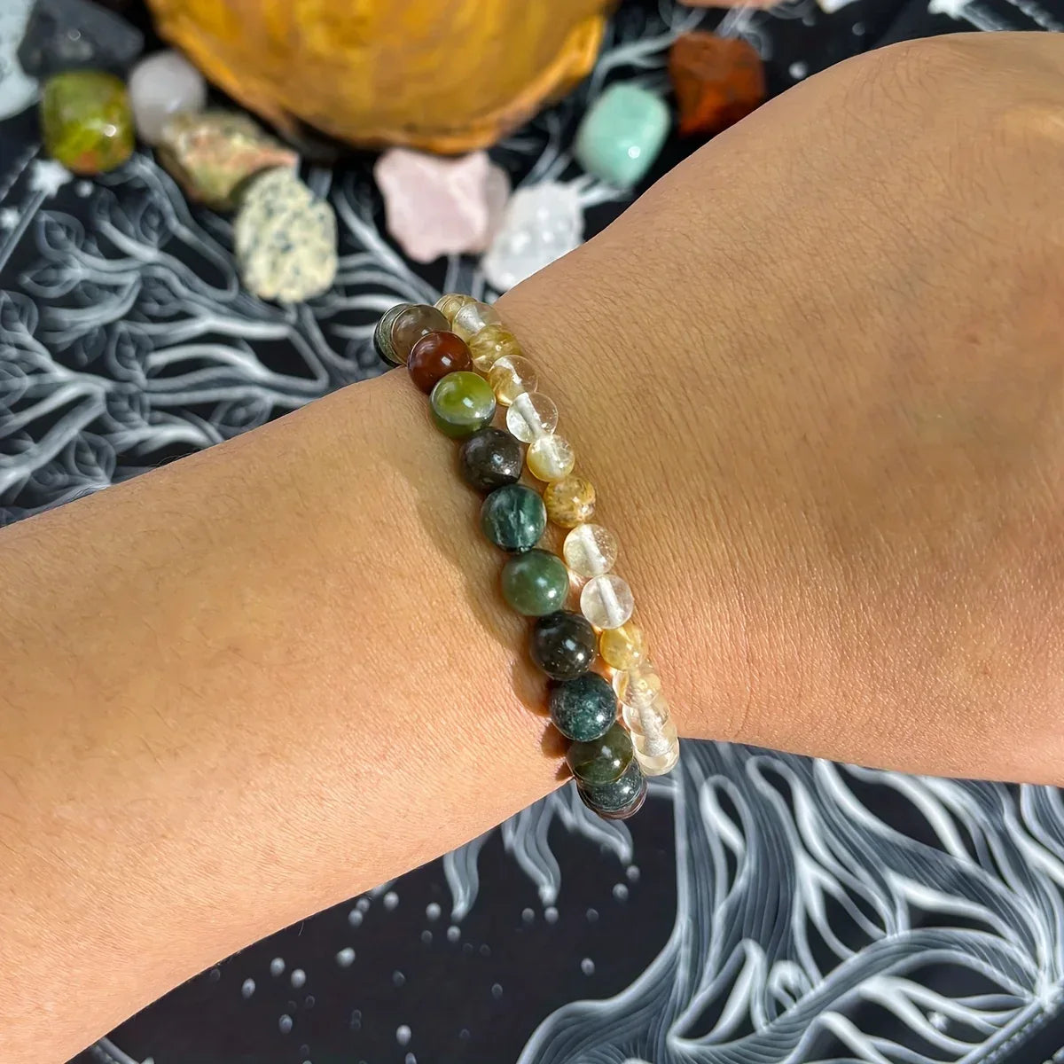 ✨ Eternal Stone Bracelet – 8mm Indian Agate Beaded Jewelry for Wealth & Prosperity – Perfect Gift for Family