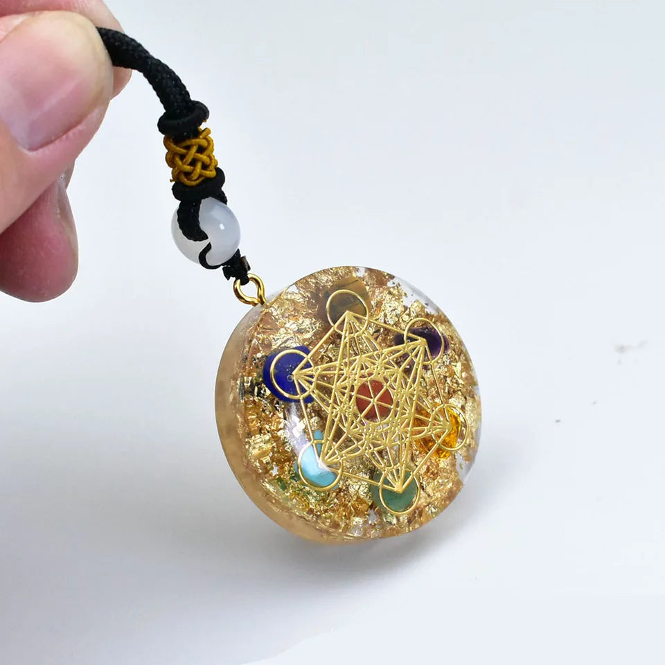 ⚛️ 7 Chakra Orgone Pendant: Metatron's Cube Sacred Geometry Necklace – EMF Protection & Reiki Healing Crystals with Gold Foil