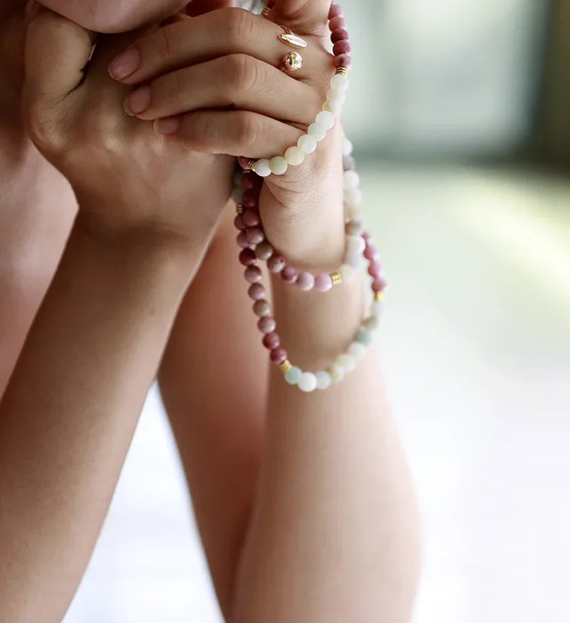 🕉️ 108 Bead "Soul Harmony" Mala Necklace: 6mm Natural Healing Stones with Lotus Charm – Elastic Yoga & Meditation Bracelet for Inner Peace