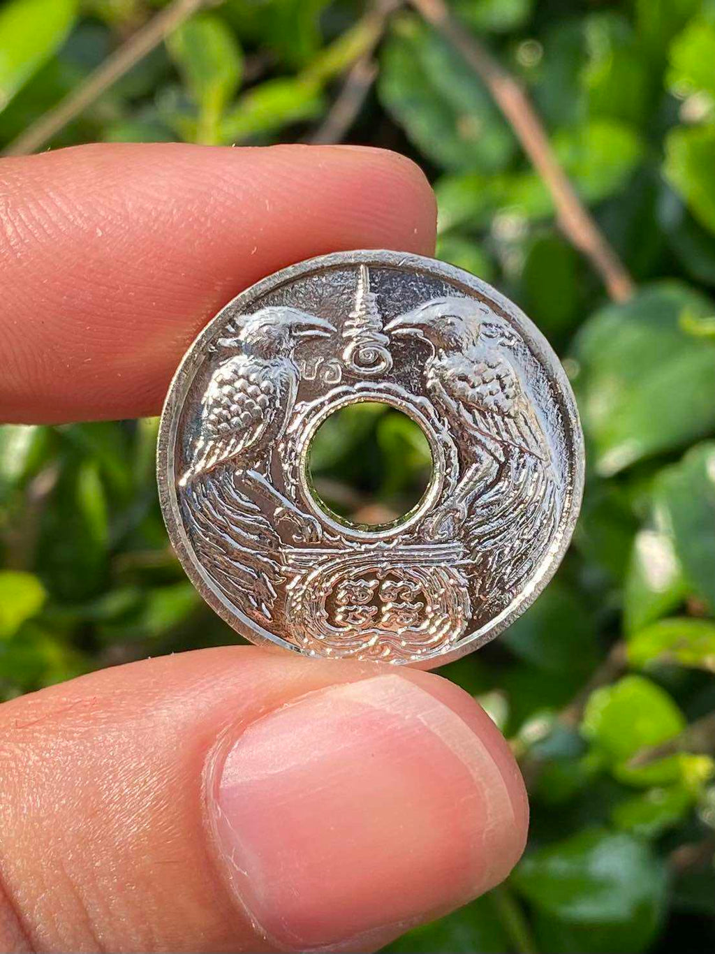 🕊️ Sarika Fortune Coin – “Phok Sap” Wallet Talisman for Attraction, Wealth & Abundance 2