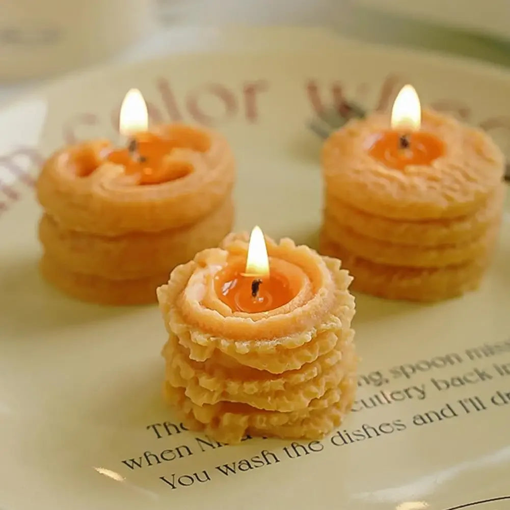 🍪 Christmas Cookie Scented Candle Gift Set – Realistic Biscuit-Shaped Soy & Paraffin Wax Candles | Cozy Gourmand Holiday Decor | 4pcs Set with Charming Xmas Vibes