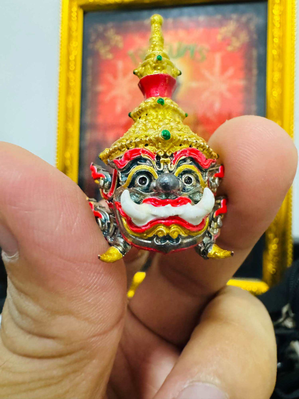 🌟 Sacred Putthasilp Sian Thep Kuwanon Noi Ariyatrap Amulet – Exquisite Enamel Default Title