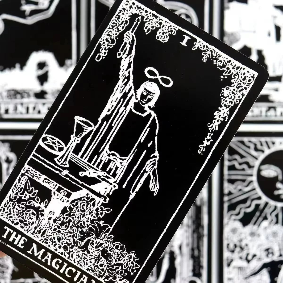 🖤⚪ Black and White Rider Tarot Deck | 78 Cards | Rider-Waite System | Beginner-Friendly Pocket Size Tarot
