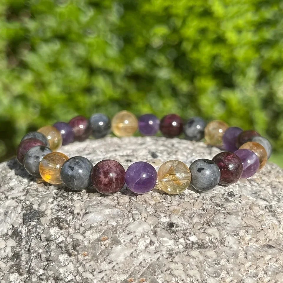 🌙🔥 The "Yin-Yang" Success Bracelet: Moonstone & Red Agate for Wealth & Intuition