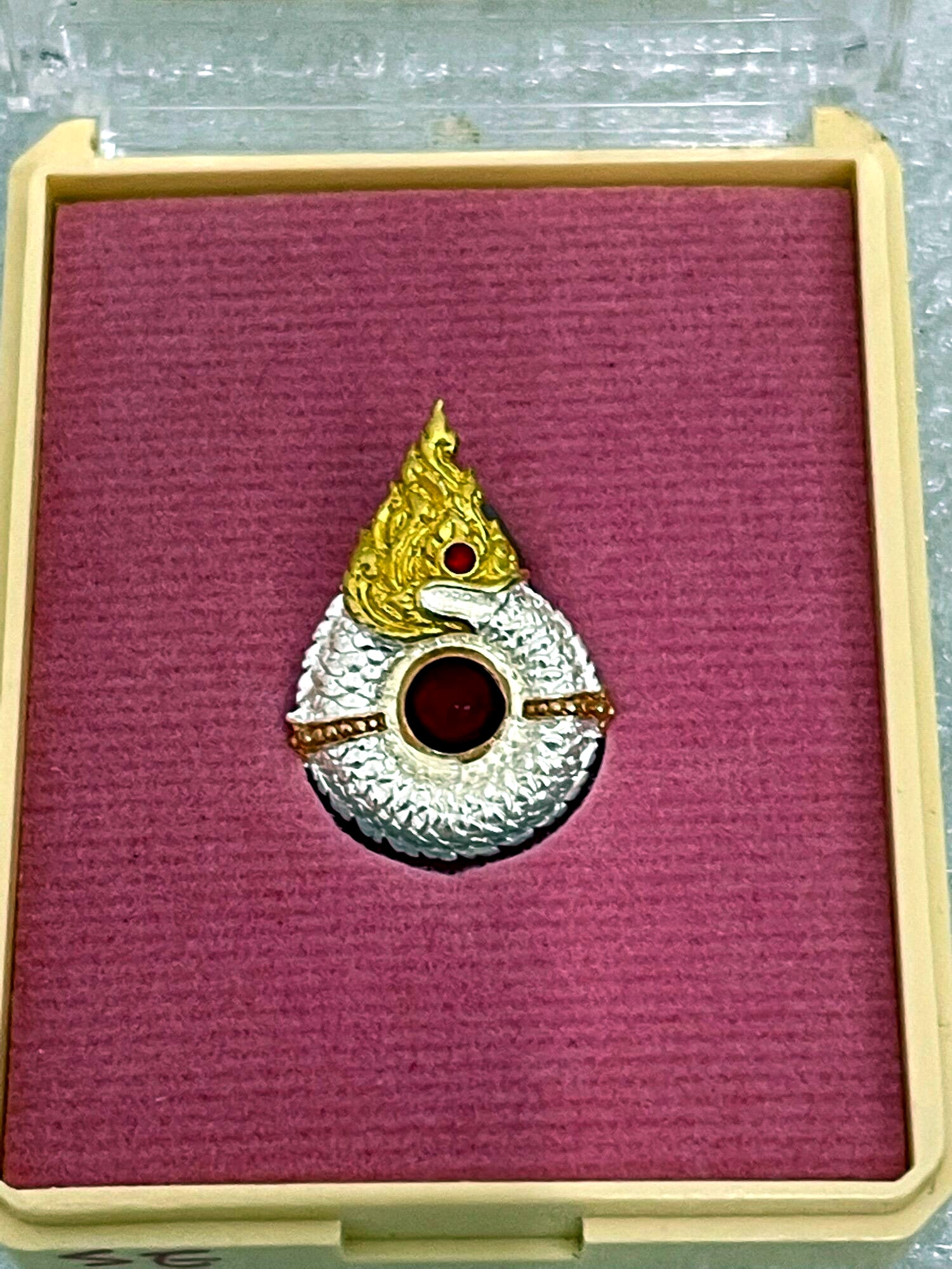 ✨ Sacred Buang Nakkhabat Amulet with Multi-Color Crystal Inlay – Triple-Crown Plated by Luang Pu Nenkaew, Wat Ban Kaset Thung Setthi