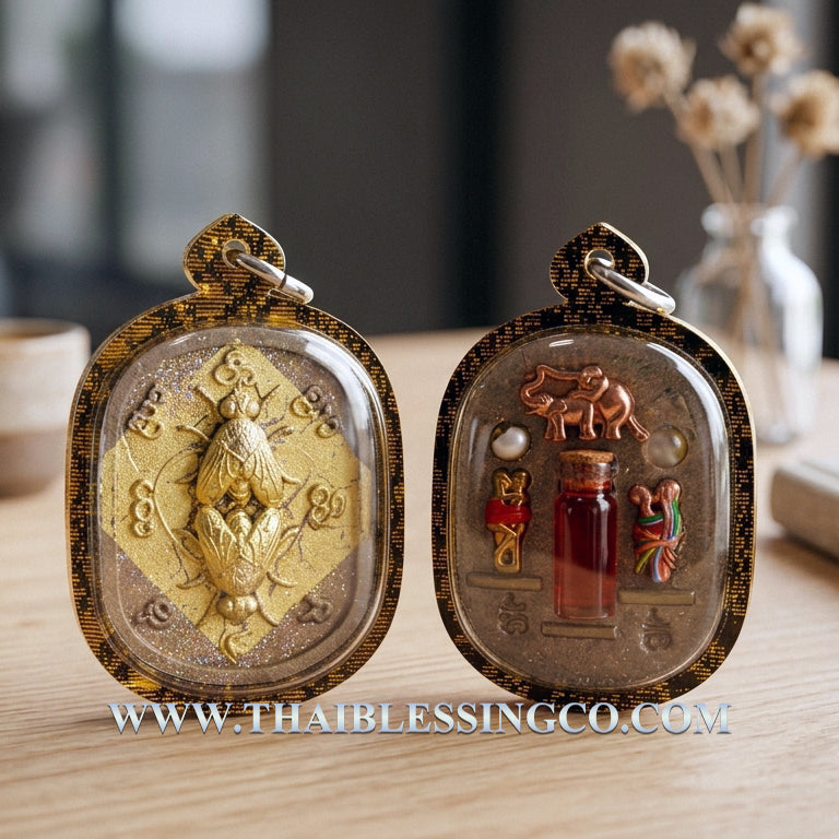 ✨ Sacred Golden Fly ‘Maeng Ngun Kham’ Amulet – Ancient Thai Attraction Talisman for Irresistible Charisma & Prosperity (2021 Edition by Arjan Boy)