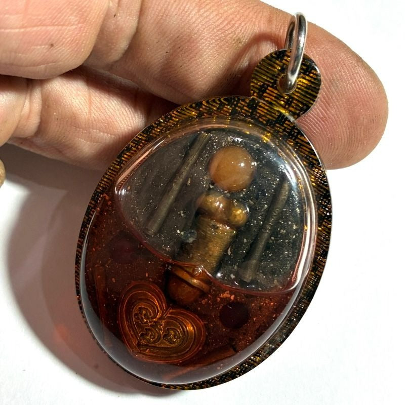 ✨ Sacred Locket In Koo Sakot Kam Ongk Kroo - Divine Male-Female Attraction Charm with 4 Takrut, Palad Paetch Payatorn & Na Ok Dtaek "Heart-Breaker" Yantra - Extreme Limited Edition - Seduction, Professional Influence & Gambling Luck