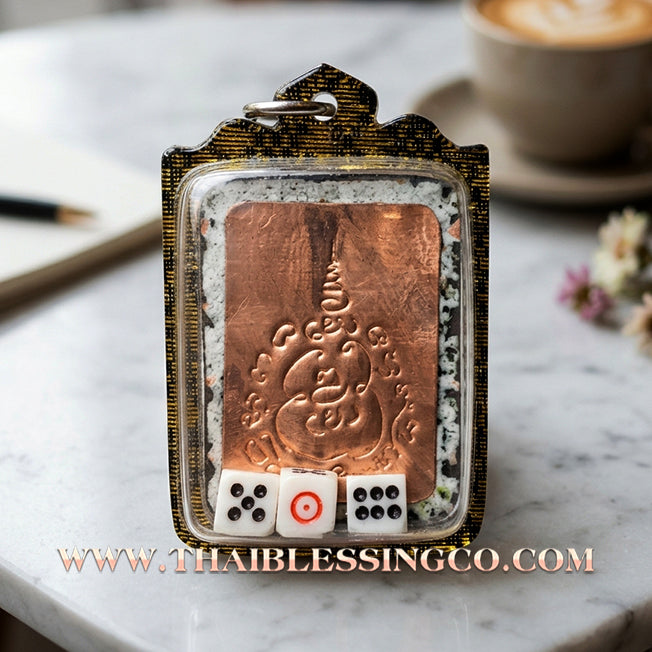 🎲 Sacred "Locket Phor Pu Er Ge Hong" (The God of Fortune) – White Scene Edition: Arjan Subin Na Na Thong (2017) – The Ultimate Engine for Gambling Luck, Speculative Wealth, and Commercial Dominance!