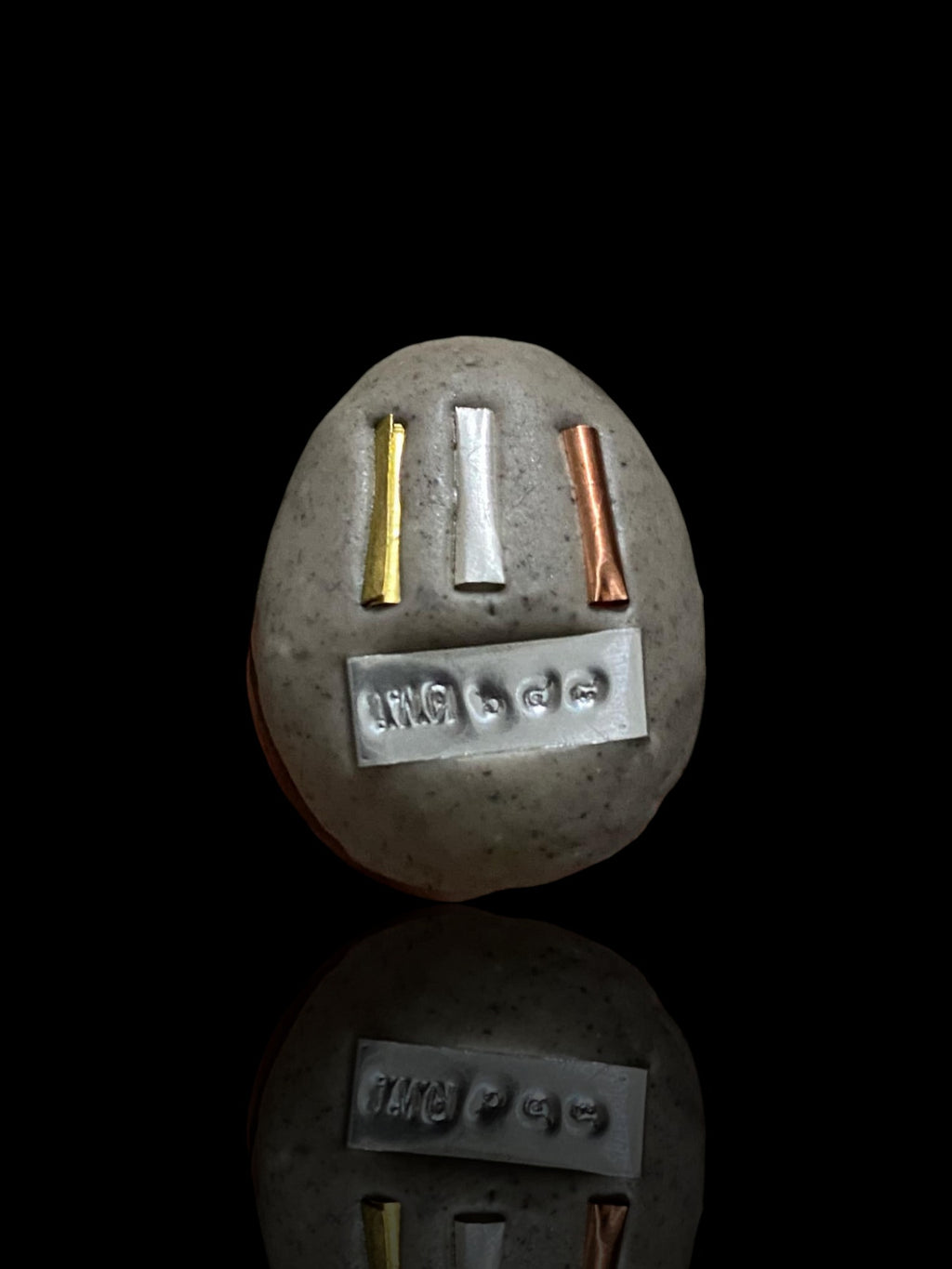 🐚 Sacred Mercury-Filled Phaya Shell Amulet – Blessed by Luang Phor Pleung, Wat Phang Dan, Phatthalung (Khao-Or Lineage)