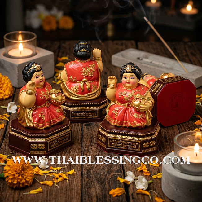 🦚 Sacred "Nang Kwak Maha Larp" (The Great Wealth Goddess) – Sap Sombun Altar Edition: Khru Ba Ariyachat, Wat Saeng Kaeo Phothiyan (Chiang Rai) – The Divine Engine for Total Abundance, Trade Mastery, and Unstoppable Life Elevation!