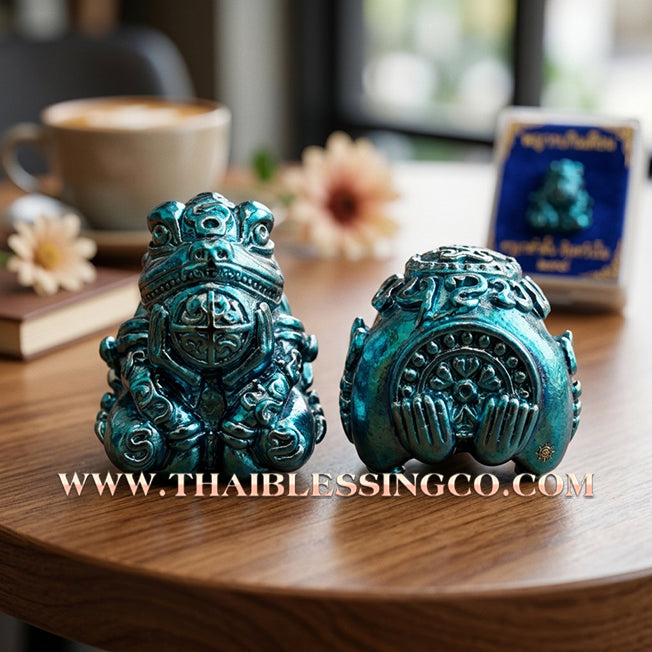 🐸 Sacred "Phaya Kob Kin Duean" (The Moon-Eating Frog King) The Ultimate Engine for Career Breakthroughs, Swallowing Debt, and Manifesting Elite Riches!