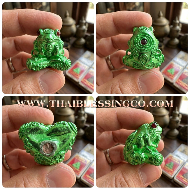 ✨🐸 Sacred "Phaya Kob Kin Duean" (The Moon-Eating Frog King) – Maha Yant Pan Lan (Billionaire Yantra) The Ultimate Engine for Swallowing Debt and Manifesting Billionaire-Level Wealth!