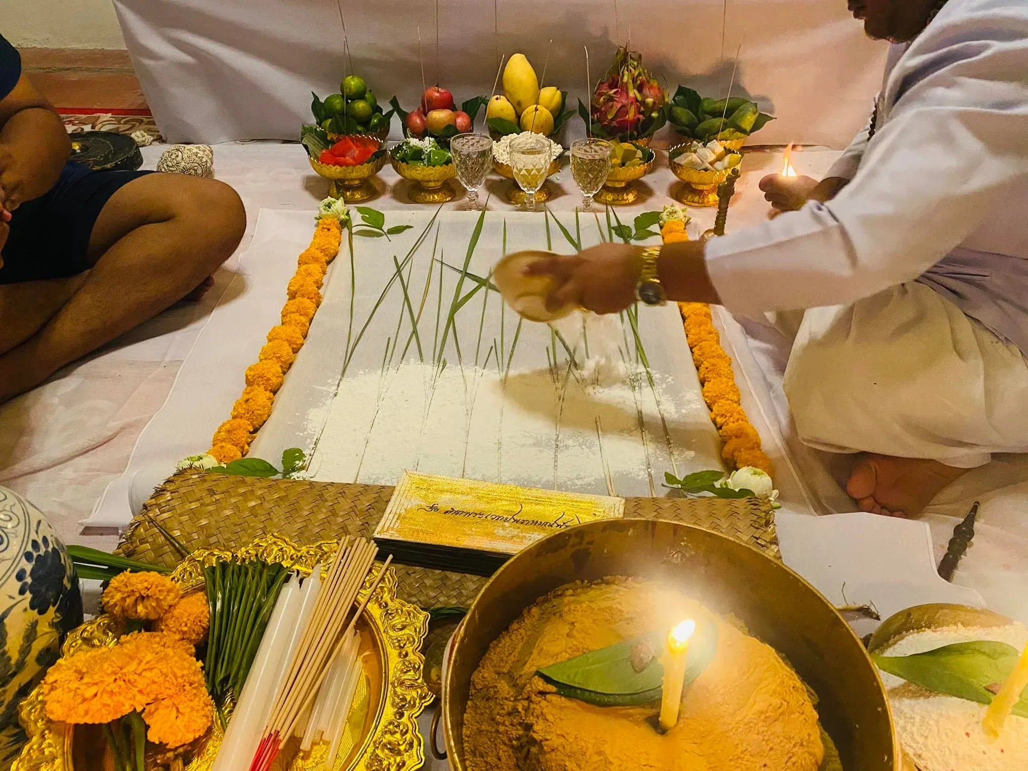 Cleanse Negative Energy Amulet - Thai Phra Chao Chup Cheewit Sacred Powder