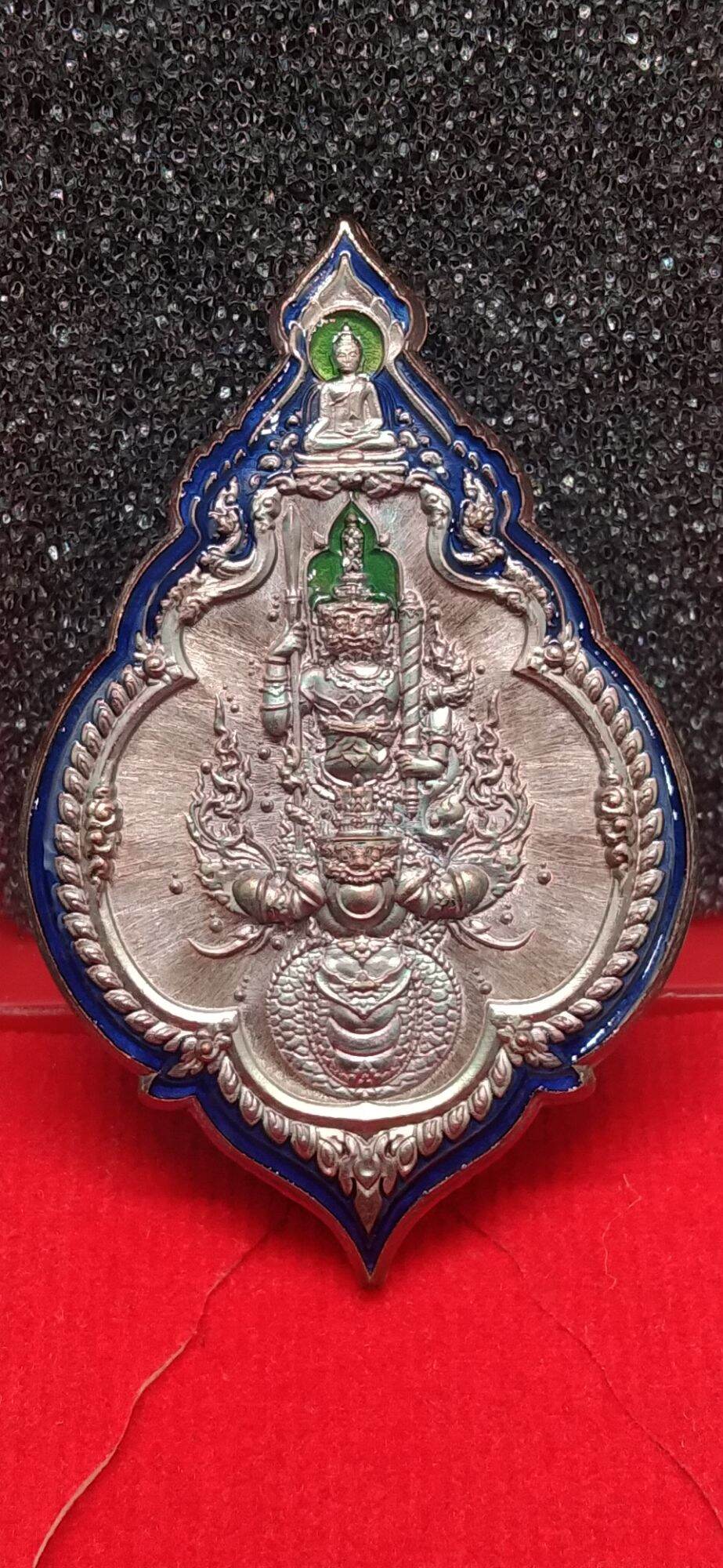 Unlock Wealth & Protection with Rare Thao Wessuwan Amulet for Prosperity Bliss