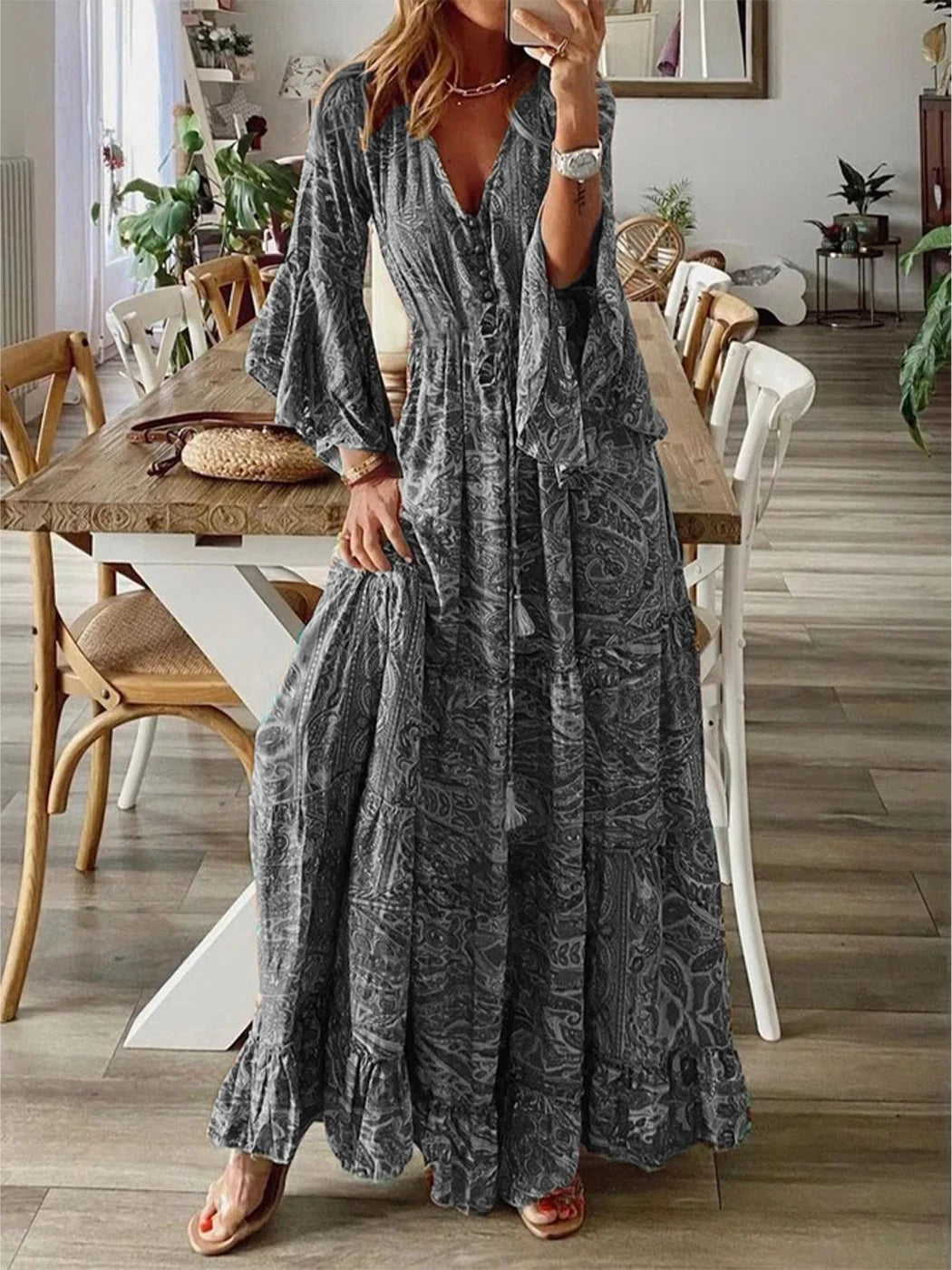 👗 European and American Bohemian Style Flared Sleeve Print V-Neck High Waisted Vacation Dress – Floral Women’s Long Skirt Grey
