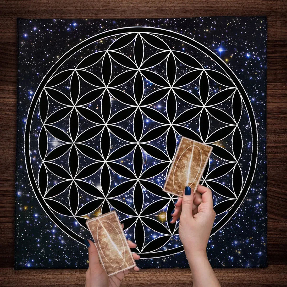 🌸Mandala Flower of Life Tarot Tablecloth | Altar Cloth for Pagan Witchcraft & Divination | Oracle Card Pad | Galaxy Tarot Reading Cloth