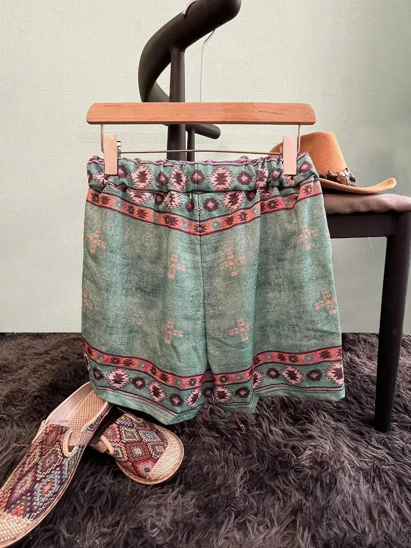 Women's Summer Casual Shorts - Lightweight Retro Ethnic Geometric Pattern Comfort
