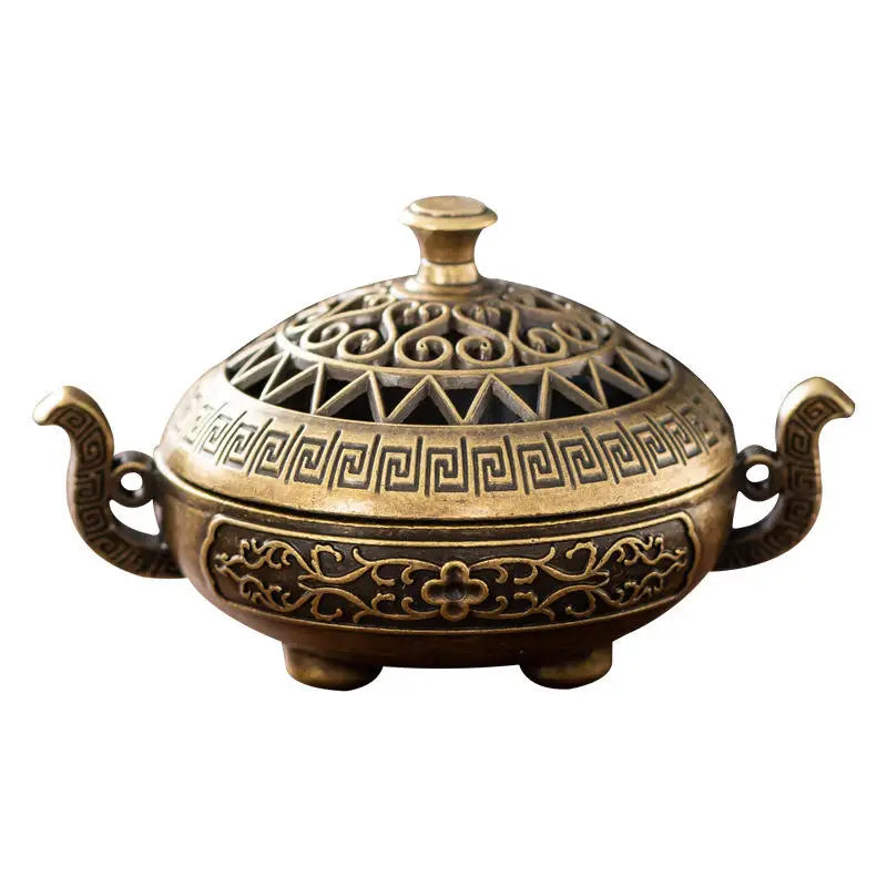 Antique Chinese Hollow Incense Burner – Miniature Decorative Holder with Cover for Sandalwood and Spiritual Aromatherapy