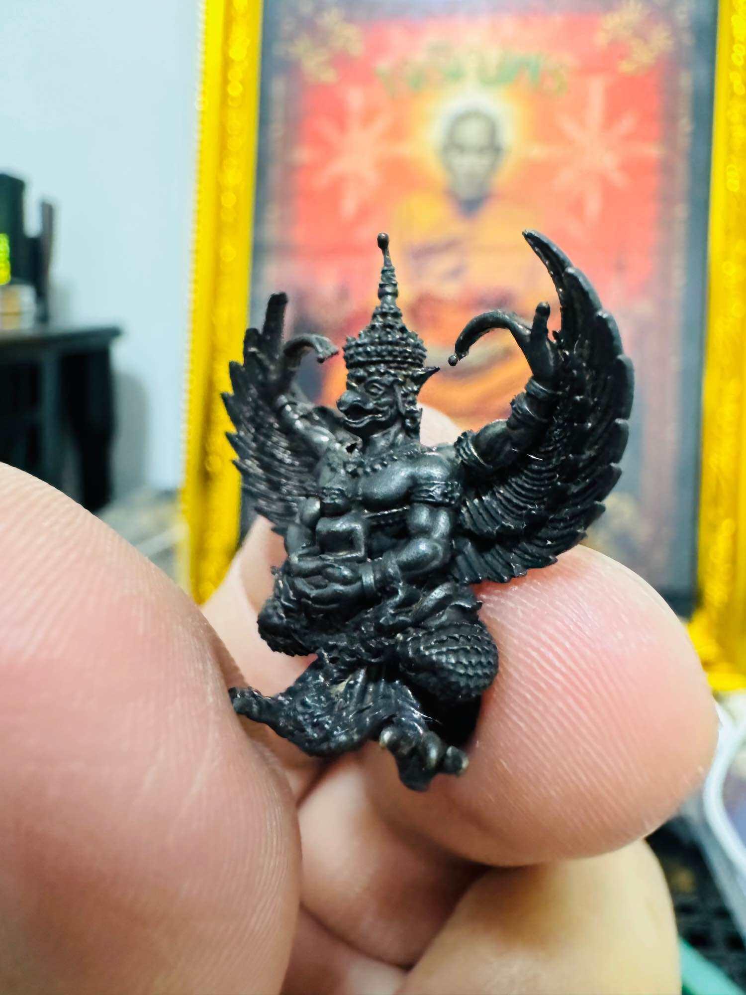 Empower Your Wealth with Phaya Krut Setthi Ngern Lai Ma – Blessed Edition from Wat Phra Maha That Woramahawihan