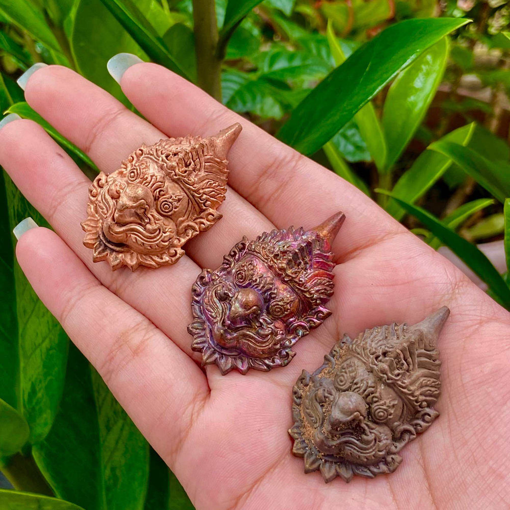 Majestic Thep Phaya Krut Head - Powerful Thai Alloy Casting with 8 Silver Takrut Scrolls by Kruba Ariyachart, Wat Saeng Kaew Phothiyan, 2015
