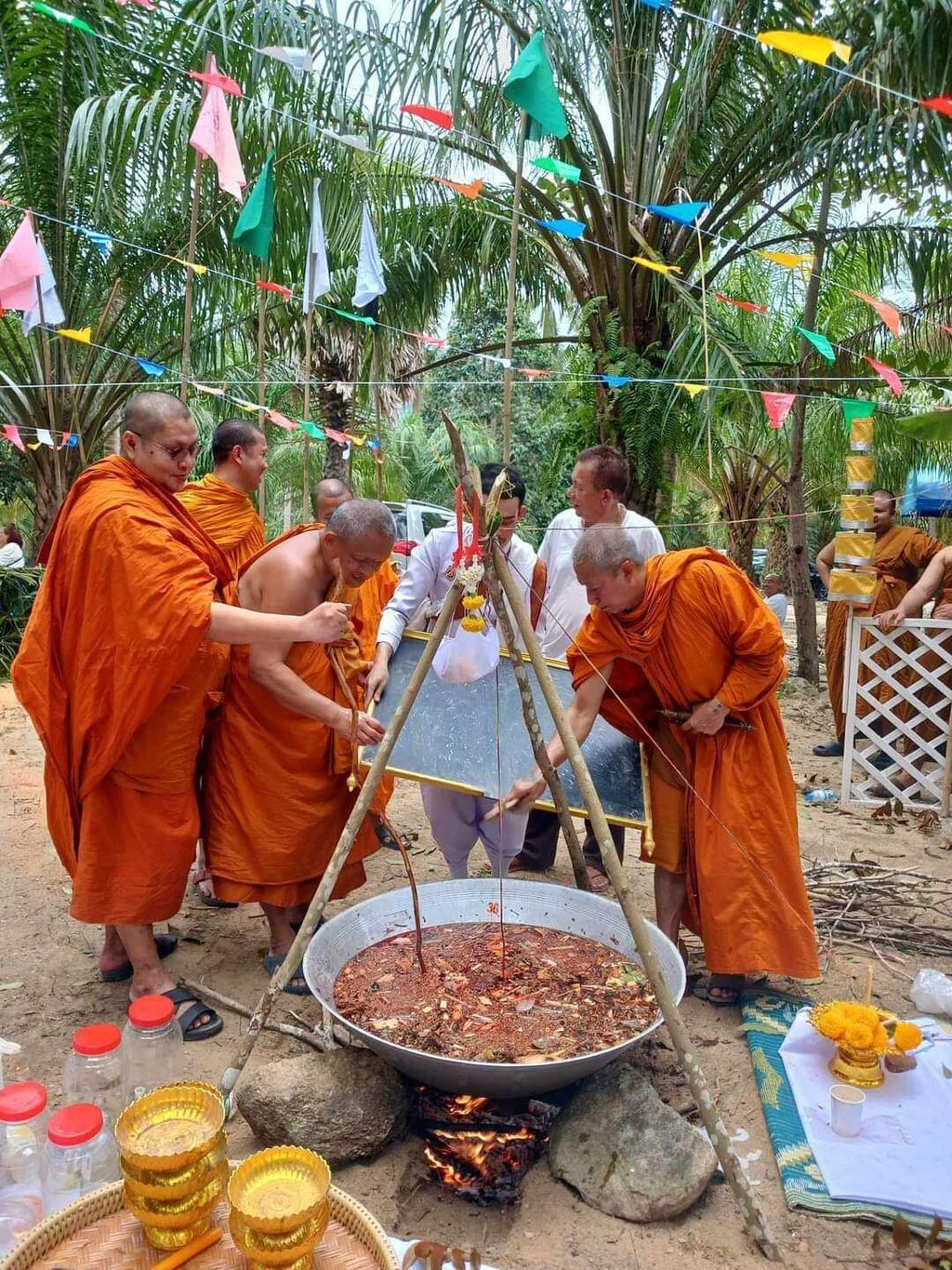 Unleash Supreme Protection and Spiritual Fortitude – Rare Sacred Jatukam Ramathep Sup Tawan Amulet﻿ from Thailand!