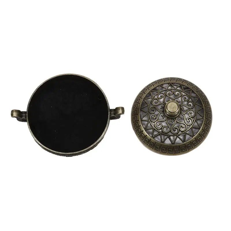Antique Chinese Hollow Incense Burner – Miniature Decorative Holder with Cover for Sandalwood and Spiritual Aromatherapy