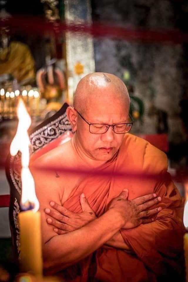 🌟 Powerful Phaya Mee Kai Sit﻿ Amulet by Phra Ajarn Prasuti – Ancient Magical Beast Talisman from Wat Nai Tao, Trang 🌟