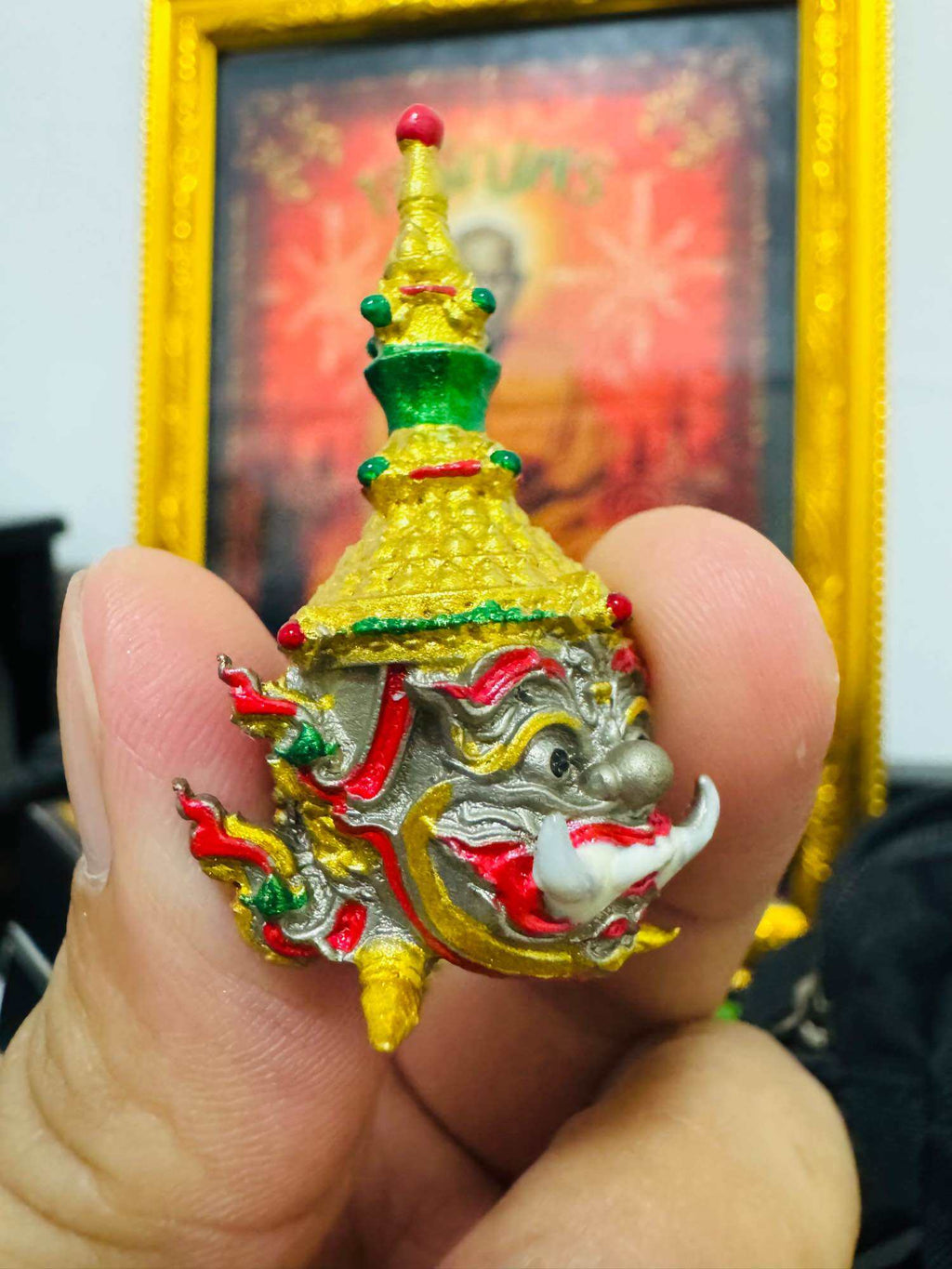 🌟 Divine Putthasilp Kuwanon Noi Ariyat Sap﻿ Enamel-Cast Head Amulet Coin – Blessed by Luang Pho Phat of Wat Huay Duan, Nakhon Sawan – Enhances Fortune, Career, Merit, Destiny, and Love 🌟