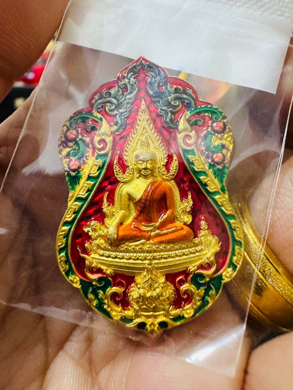 🌟 Authentic Phra Phuttha Chinnarat﻿ – Kuwer Maha Raj﻿ Edition 2565 by Luang Pho Phat Punyakamo, Wat Huay Duan, Nakhon Sawan – Limited Sacred Release 🌟