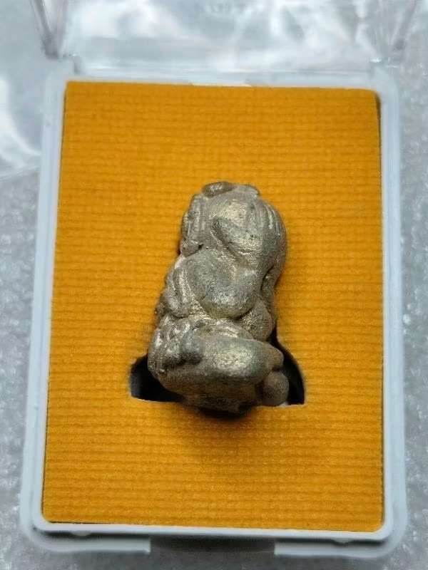 🛡️ Invincible Phra Pidta "Iron Shield" Amulet: 1st Edition Ancient Cast by Phra Kru Ka Doem (Perm) – Ultimate Protection & Wealth from Wat Takhian Bang Kaeo