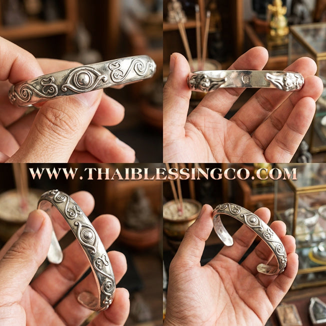 ✨🕉️ Si Hu Ha Ta Divine Alchemy Bracelet: The Celestial Five-Eyed Four-Eared Wealth-Devouring Deity of Infinite Abundance, Merciful Charisma, and Miraculous Fortune - Sacred 2025 Wai Khru Master Edition (Alpaca Silver)