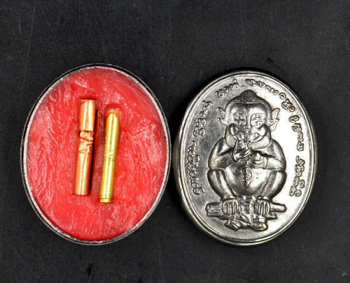 🪬Si Phung “Si Hu Ha Ta” Deity Balm – Four-Eared Five-Eyed Lanna Charm by Kruba Tao, Wat Thung Setthi (Ubosot Ban Lao), Prosperity & Attraction Support