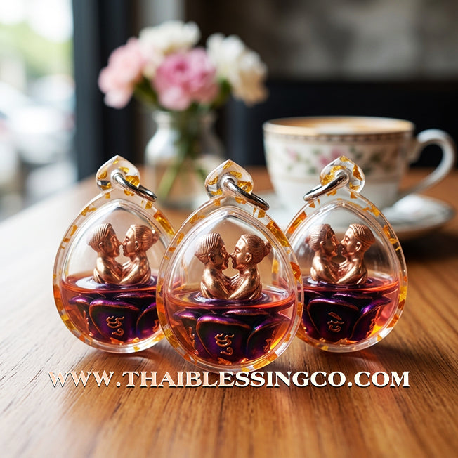 ✨ Sovereign Soul-Binder: Authentic "Inn-Khoo Saneha Mat-Jai" (Lovers' Heart-Tie) 1st Edition – Samrit Bronze & Purple Enamel (Leum Namman Saneha Rakha) by Arjan Nong Mon Sarika Pak Dee – 2567 BE Teacher’s Day Edition ✨