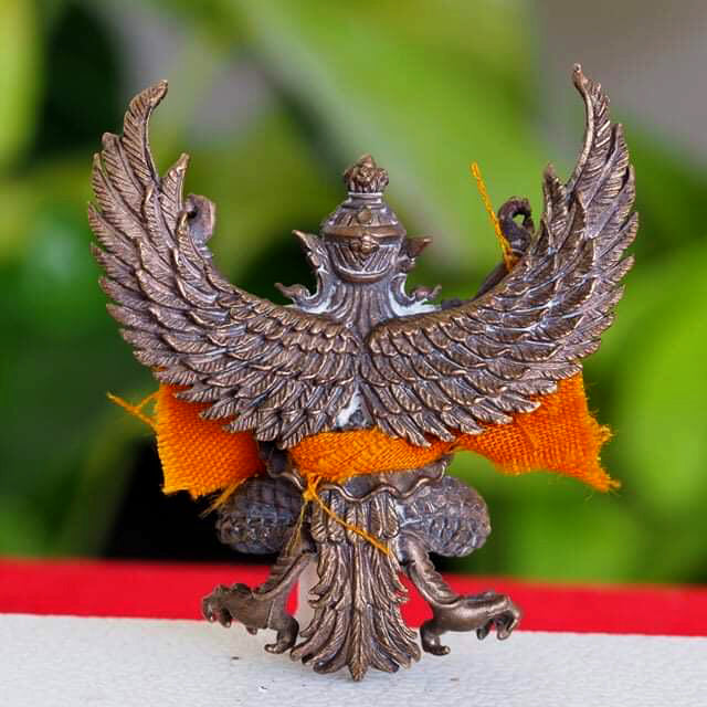 🦅 "Supreme Noble Wealth" Phaya Krut (Bronze with Monk Robe) by LP Yod (Wat Takro) – Ultimate Authority & Prosperity