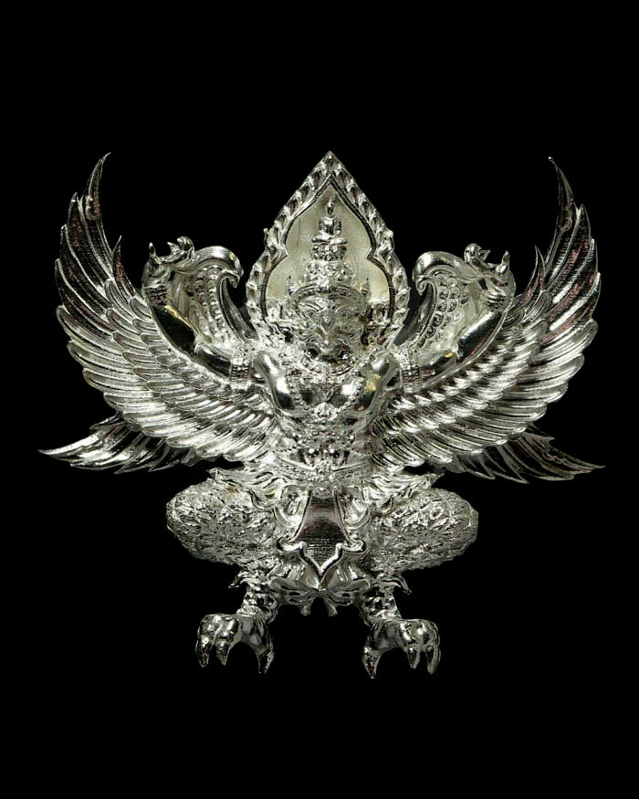 🦅 Supreme “Rich Authority Garuda” – Phaya Suban Paksee Wealth & Power Amulet by Luang Pu Chatch, Wat Ban Poon (3.5 x 3.5 cm)