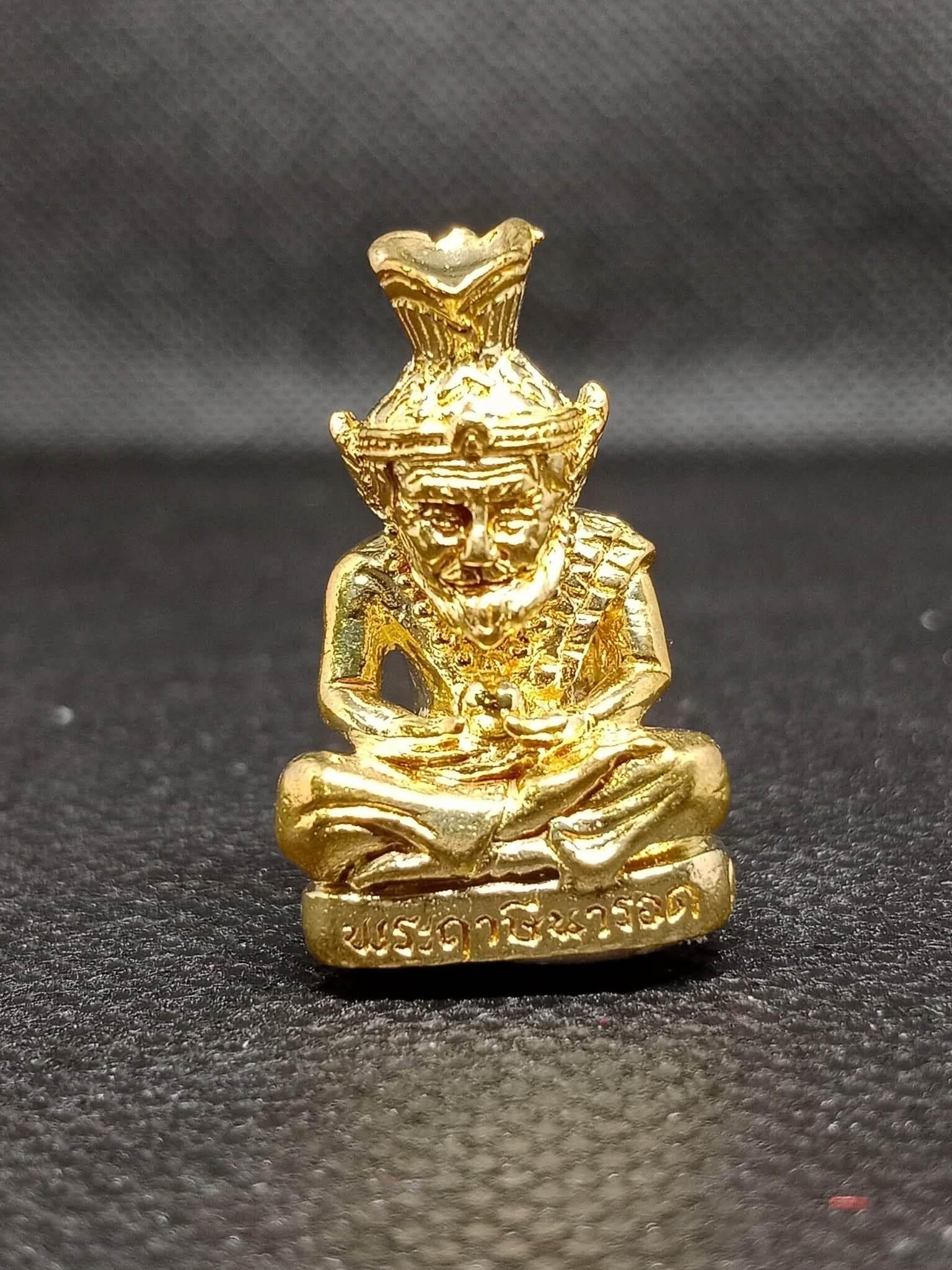 Supreme Ruesi Narot Amulet for Spiritual Protection and Enhanced Wisdom