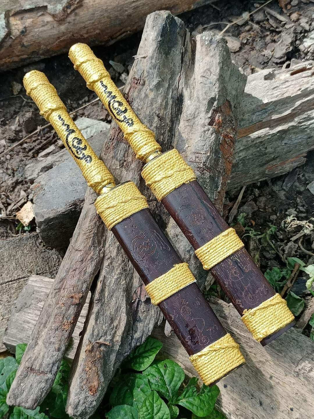 🗡️ Takrud Exorcist Spirit Knife 9" – Anti-Black Magic, Curse Cutting & Home Protection by Luang Pu Kaew, Wat Kaeng Din So