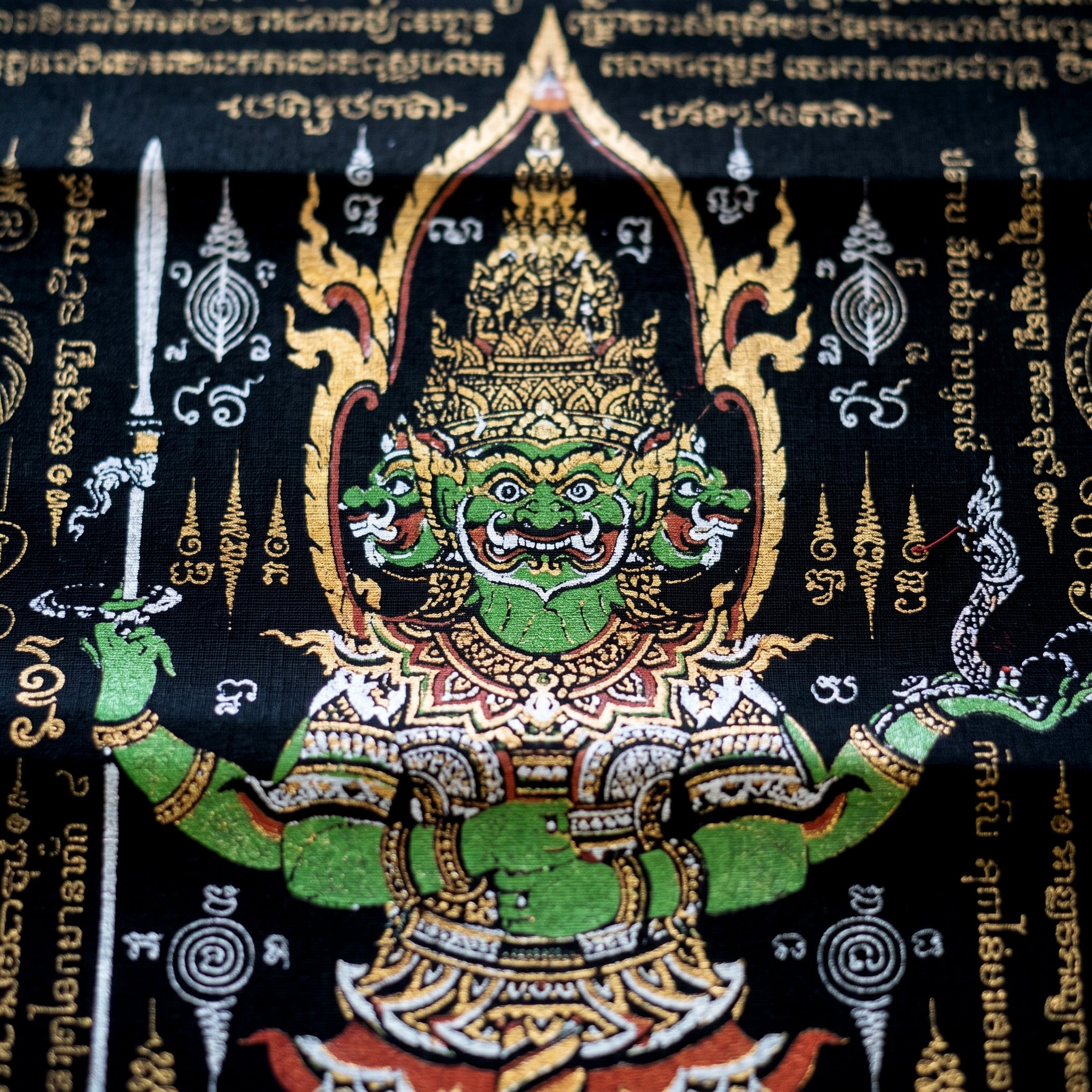✨🛡️👑 Authentic Thai Amulet Sovereign Treasury Guardian Banner - Thao Wessuwan Victory Overlord Grid (30x45 cm), Ruan Phra Phetchalukan Consecrated Edition
