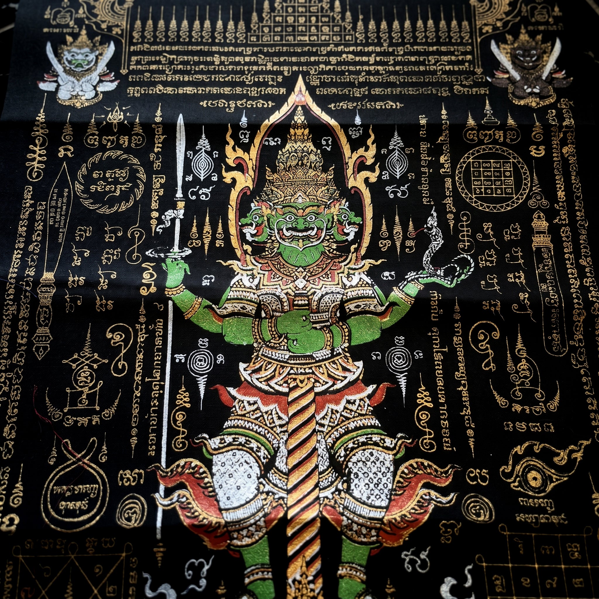 ✨🛡️👑 Authentic Thai Amulet Sovereign Treasury Guardian Banner - Thao Wessuwan Victory Overlord Grid (30x45 cm), Ruan Phra Phetchalukan Consecrated Edition